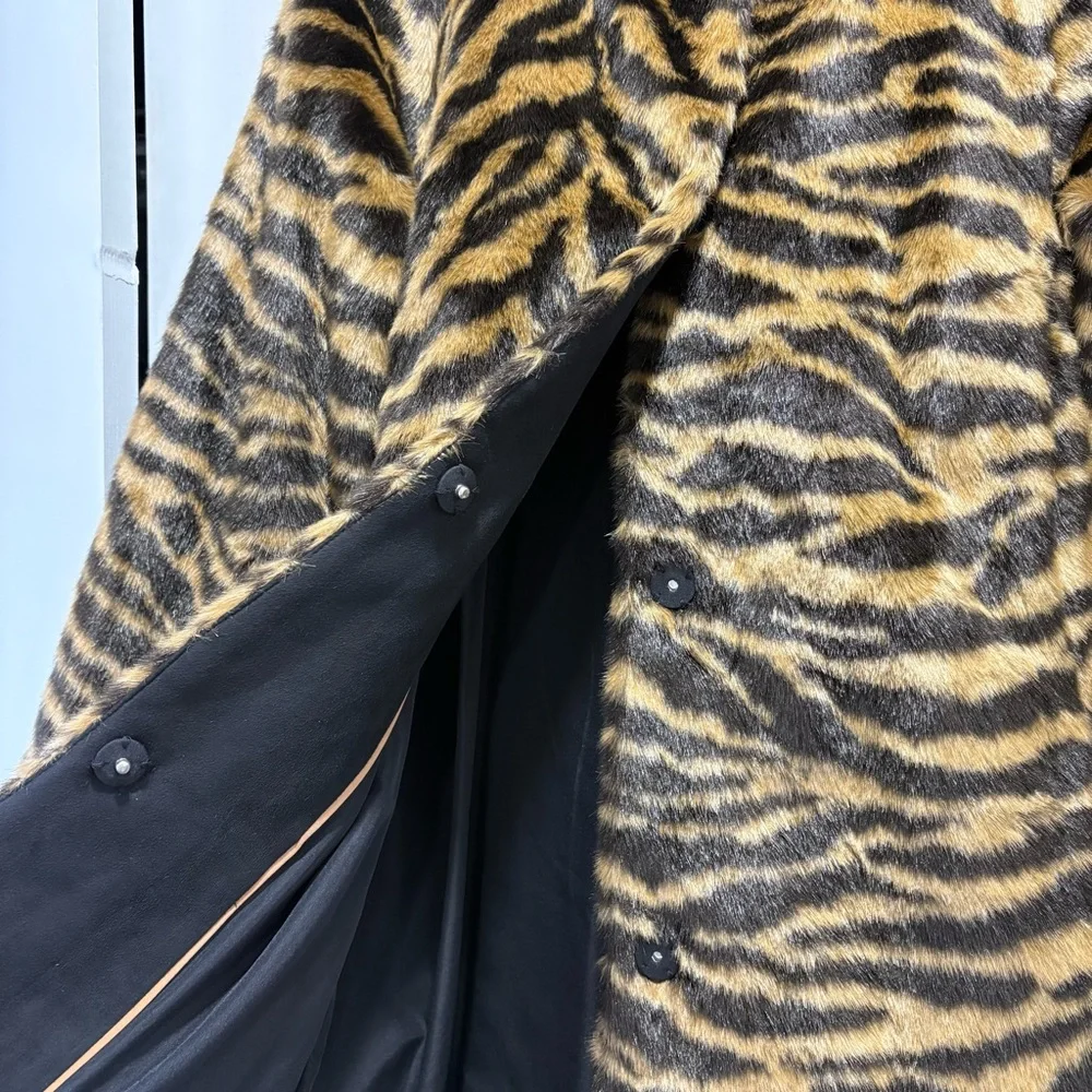 H&M Brown & Tan Tiger Animal Pattern Faux Fur Coat Size XS - Picture 5 of 12